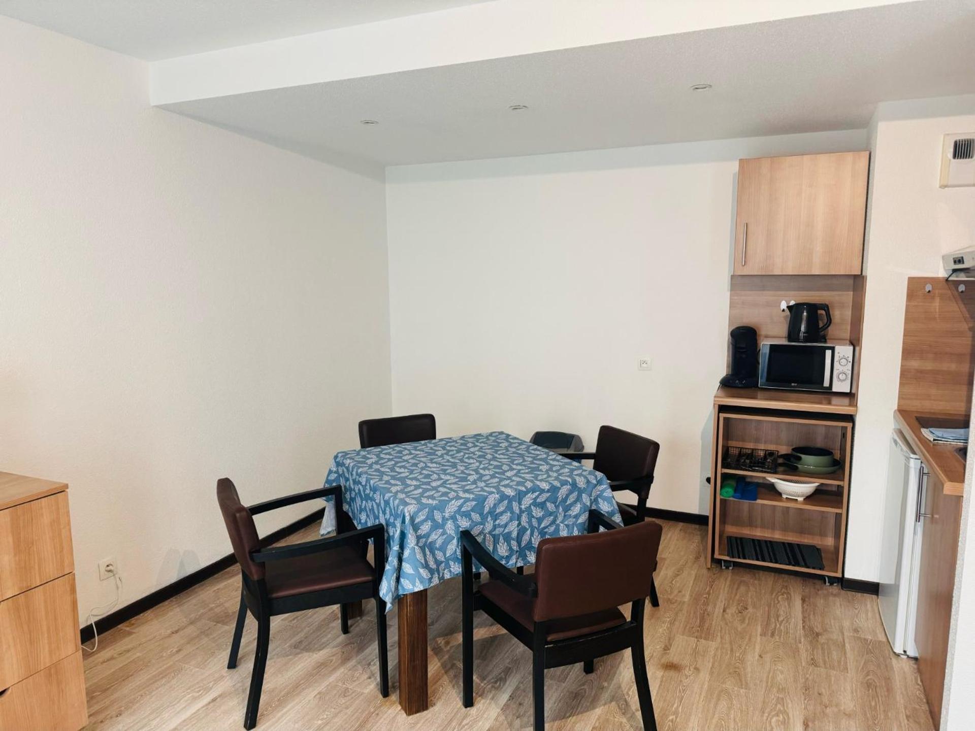 Kosy Appart'Hotel 7Eme Art Сент-Аволд Екстериор снимка